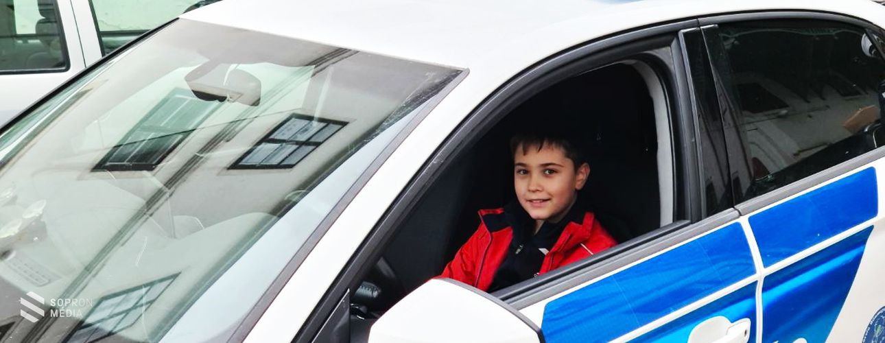 Martin szívből jövő jókívánságai a soproni rendőröknek