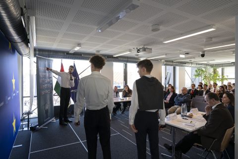 IX. Estöri középdöntő