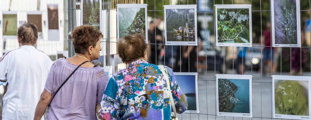 Szabadtéri fotókiállítás a Várkerületen