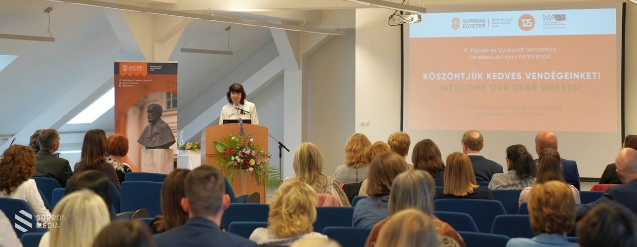 Nemzetközi konferencia rekordszámú résztvevővel a Benedek-karon