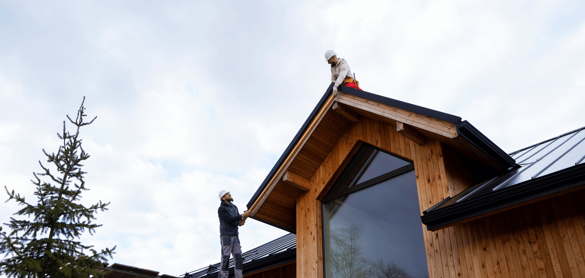 Dachkonstruktion, Blecheindeckung und allgemeine Konstruktion