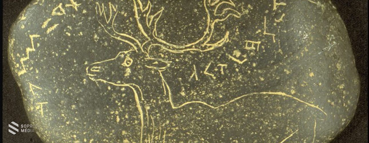 A fonetikus rovás vagy runa írásokkal ékített 15 ezer éves kövek