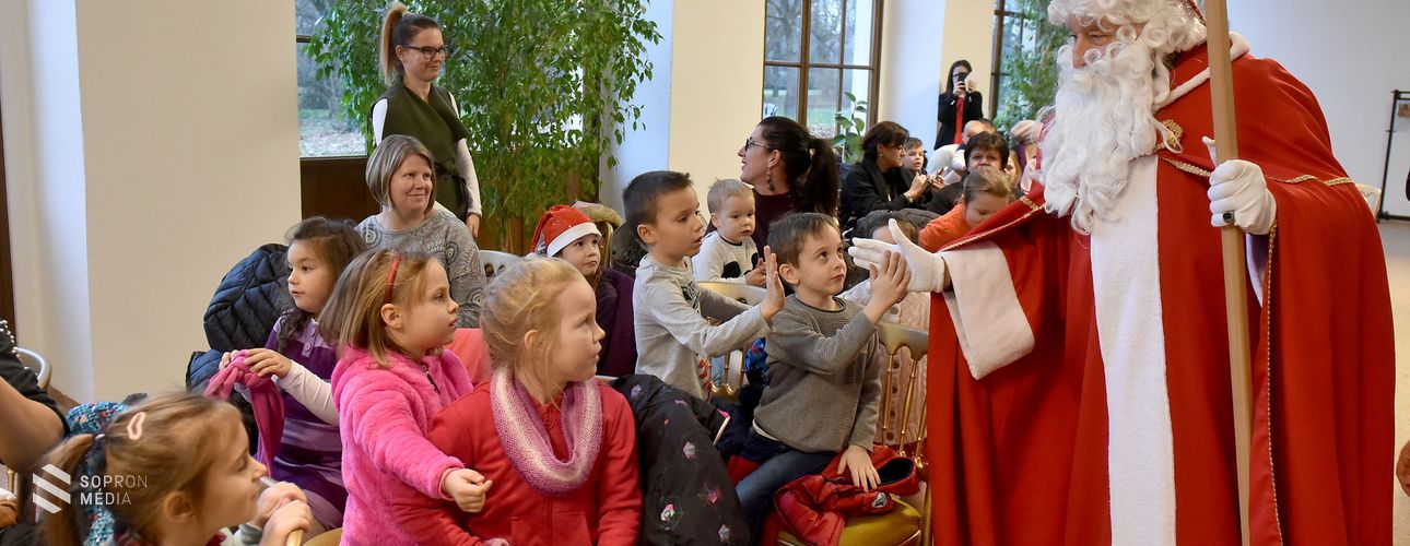 A herceg volt a Mikulás Eszterházán