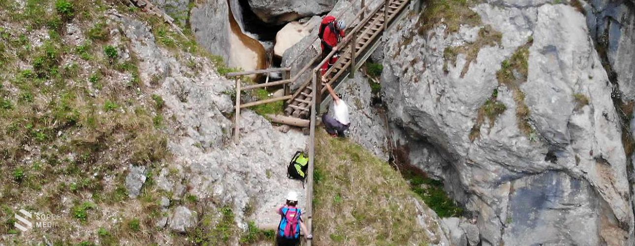 Magyar áldozata is van egy ausztriai sziklaomlásnak