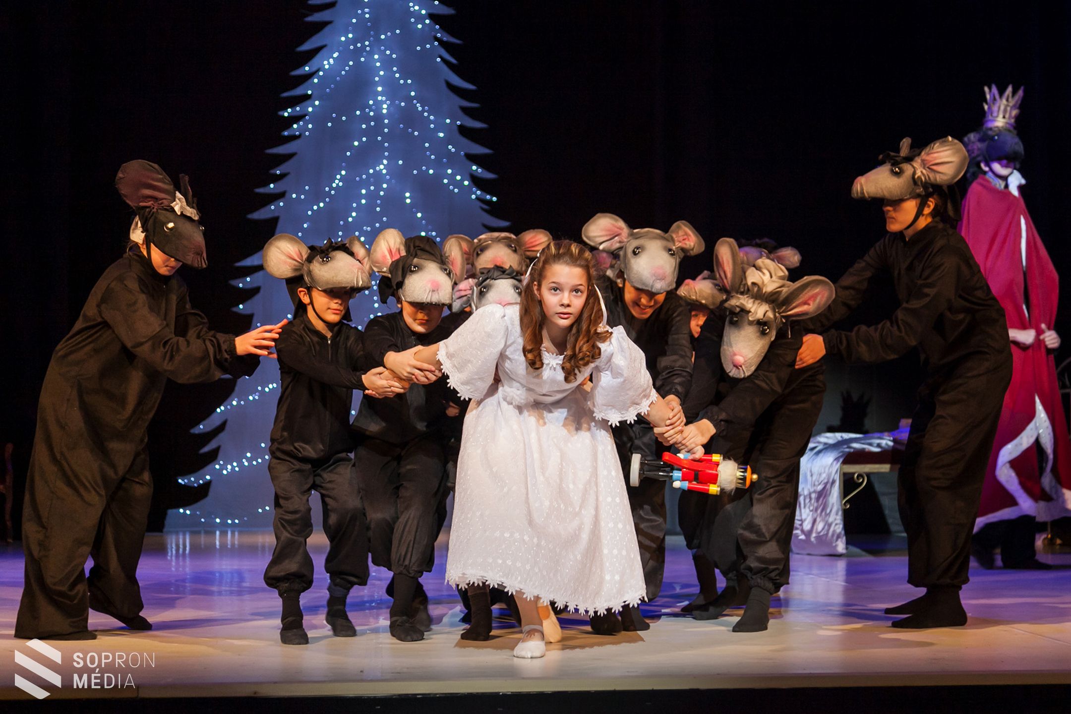 Újra Diótörő! - Orosz táncosok a csapatban