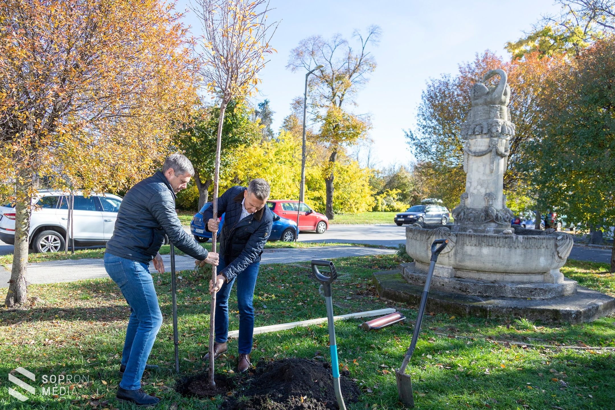 Újabb fákkal gyarapodott az Alsólöverek