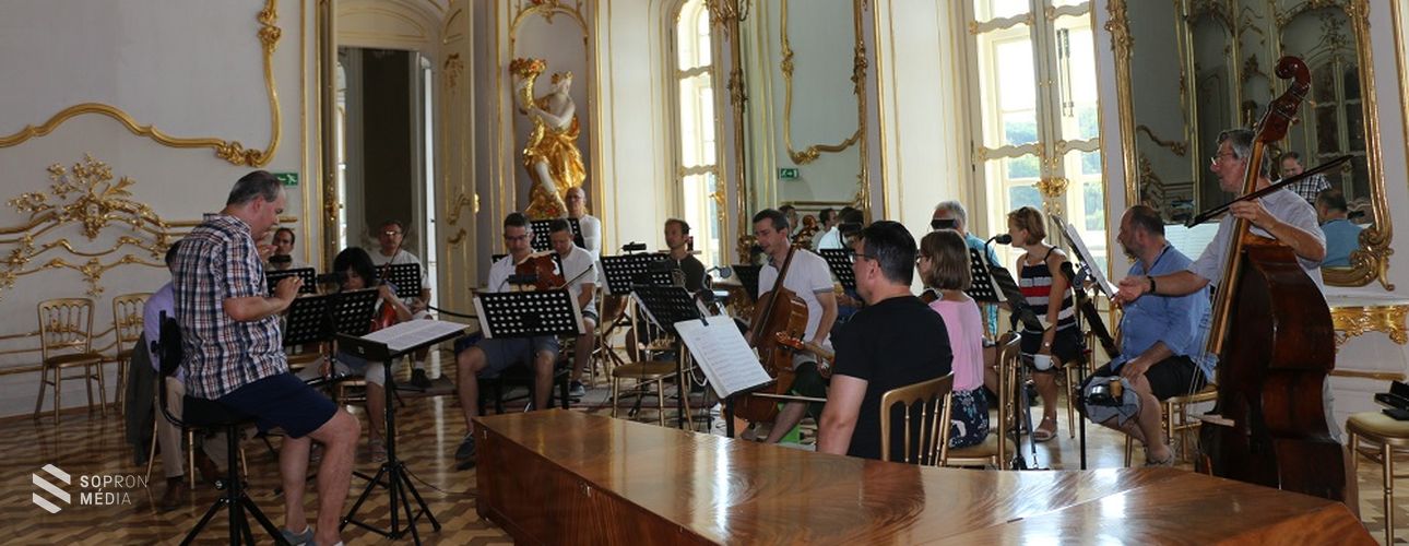 XXI. Eszterháza szimfóniái 