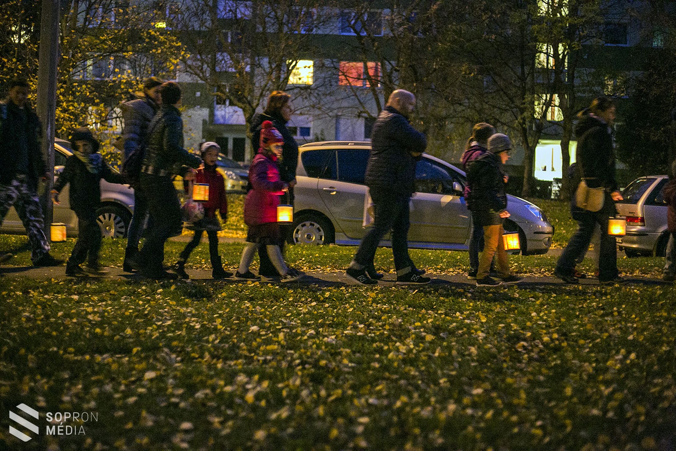 Óvodások Márton napi felvonulása a Jerevánon!