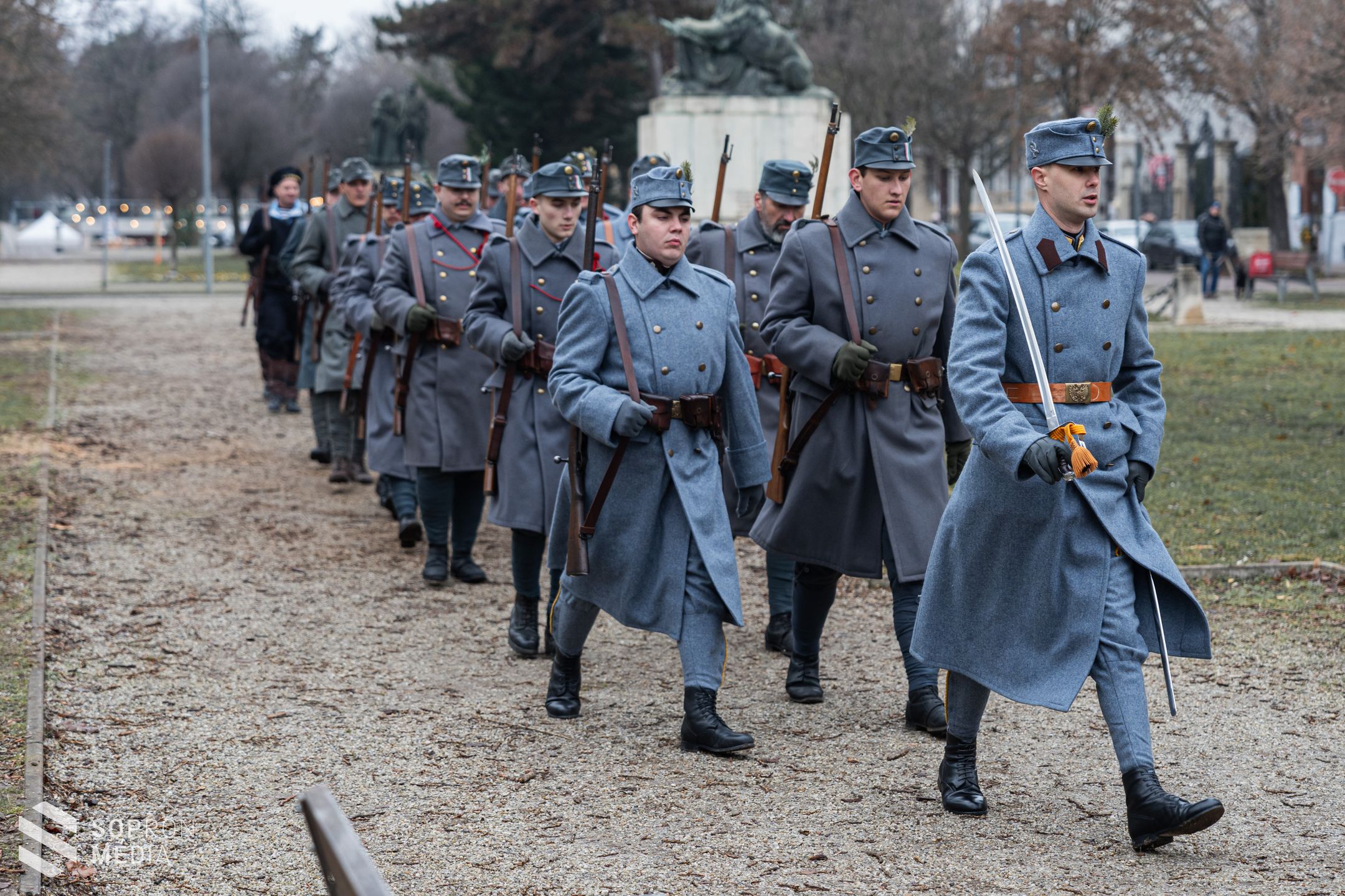 A limanowai csatára emlékeztek a Deák téren