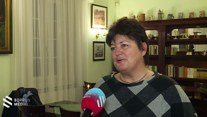 Szentpáli Ágnes, a Soproni Széchenyi István Gimnázium igazgatóhelyettese