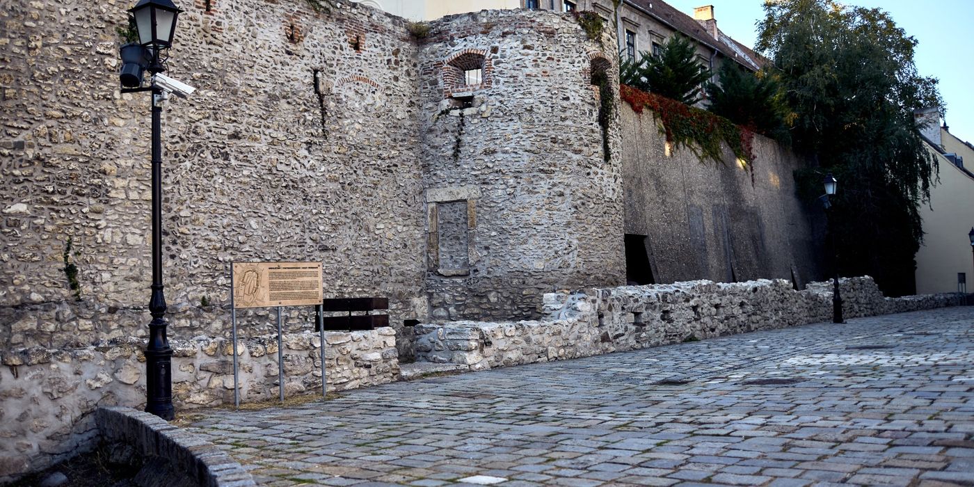 Sopron-Várfalsétány