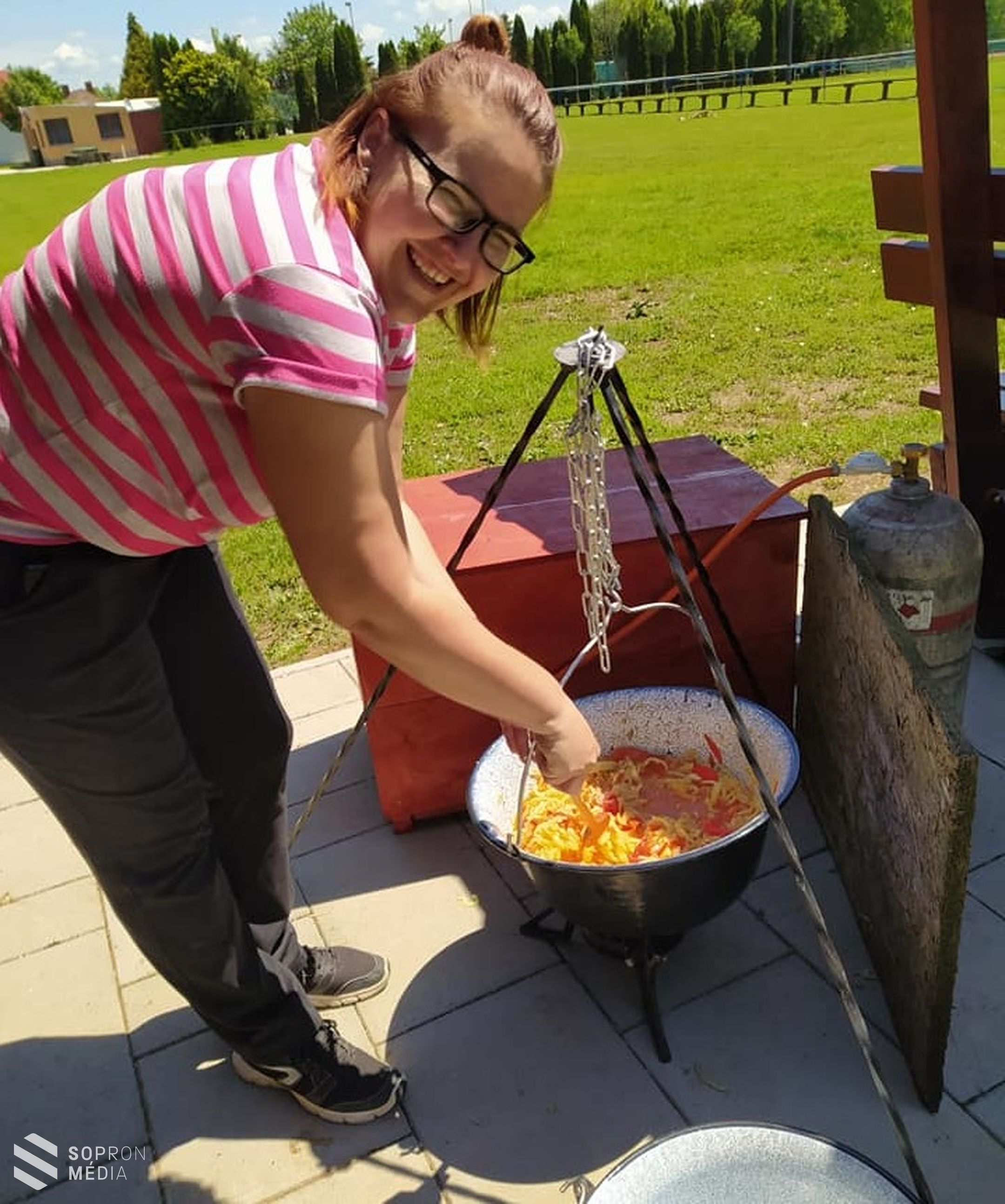 Összefogott Lövő a játszótérért