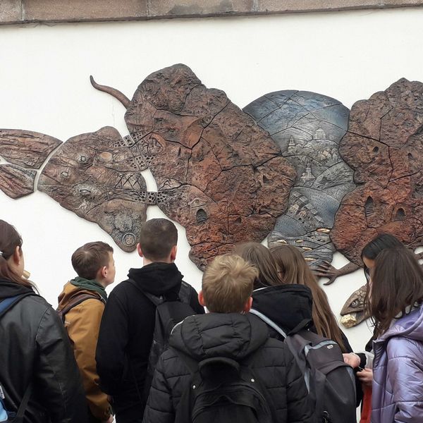 „Irodalmi és történelmi hősök Hont, Nógrád és Gömör vármegyékben, valamint a Szepességben” Határtalanul! program  (Lövői és zsirai 7. osztályosok)