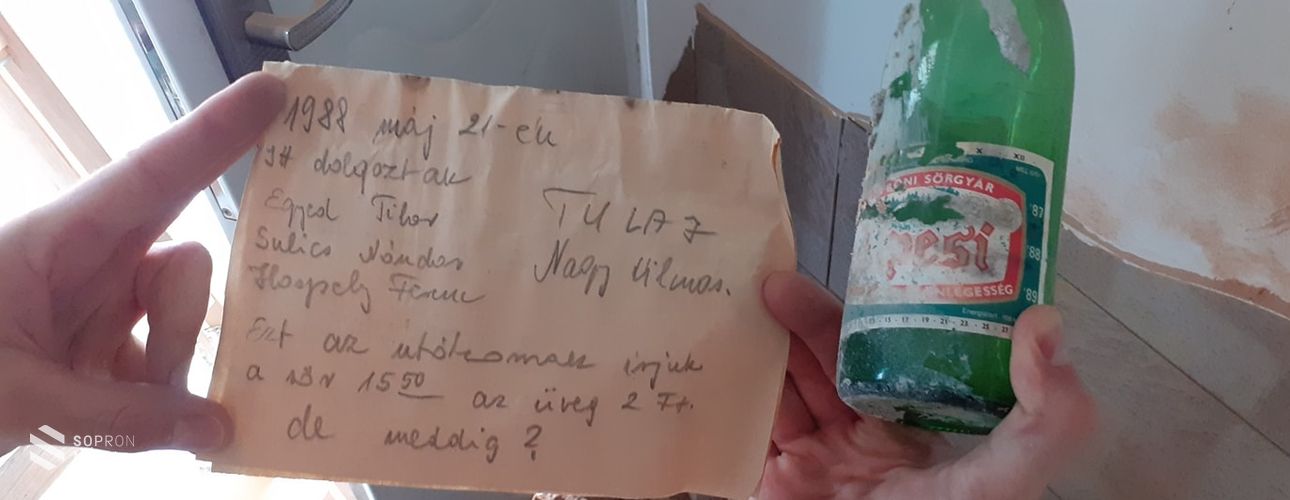 Időkapszulát találtak villanyszerelők Sopronban