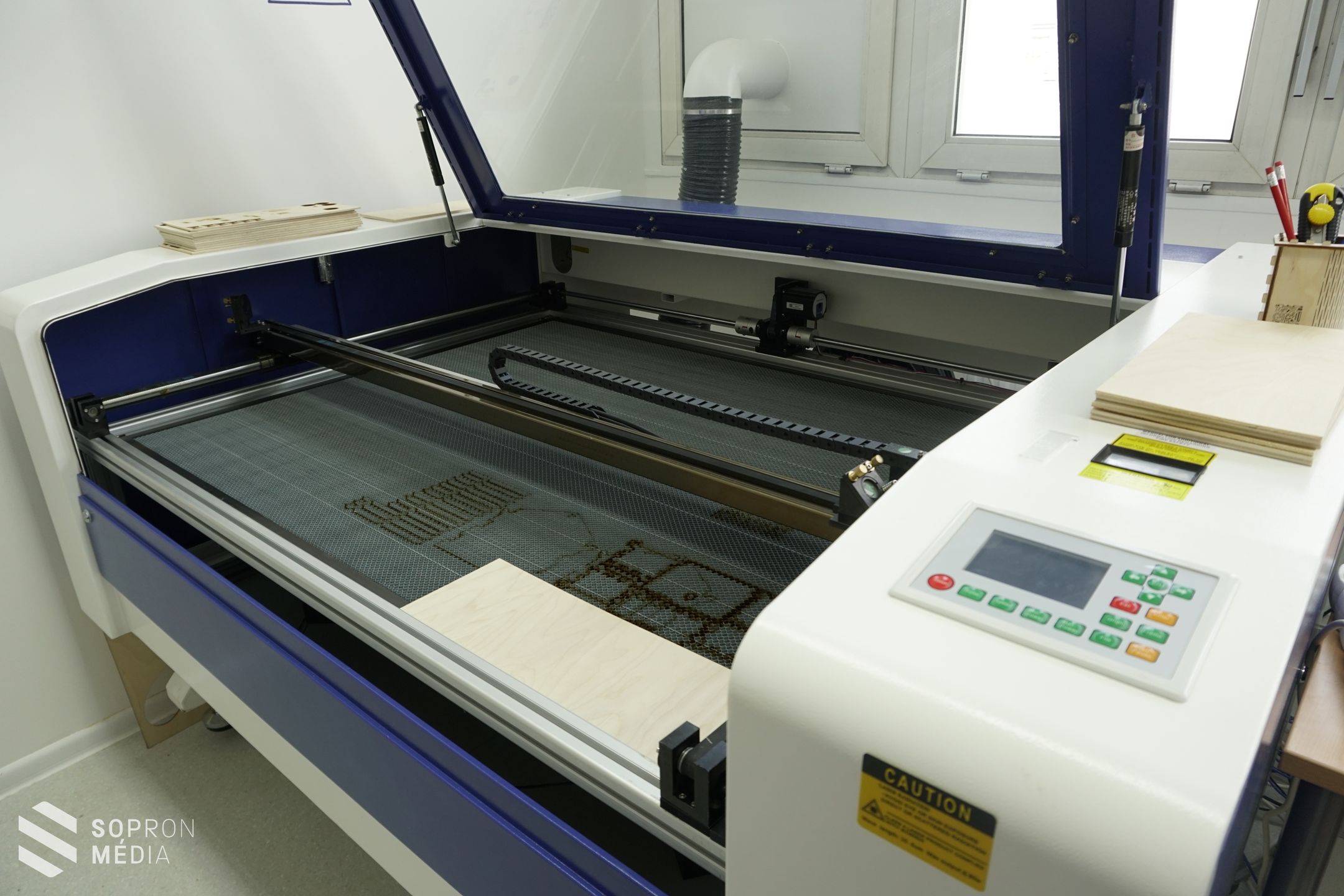 A jövő eszközeivel tanulhatnak a diákok