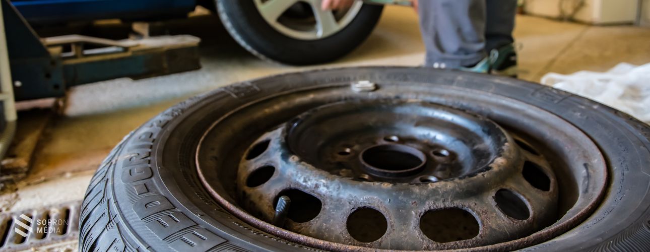 Ausztriában április 15-ig kötelező a téli gumi