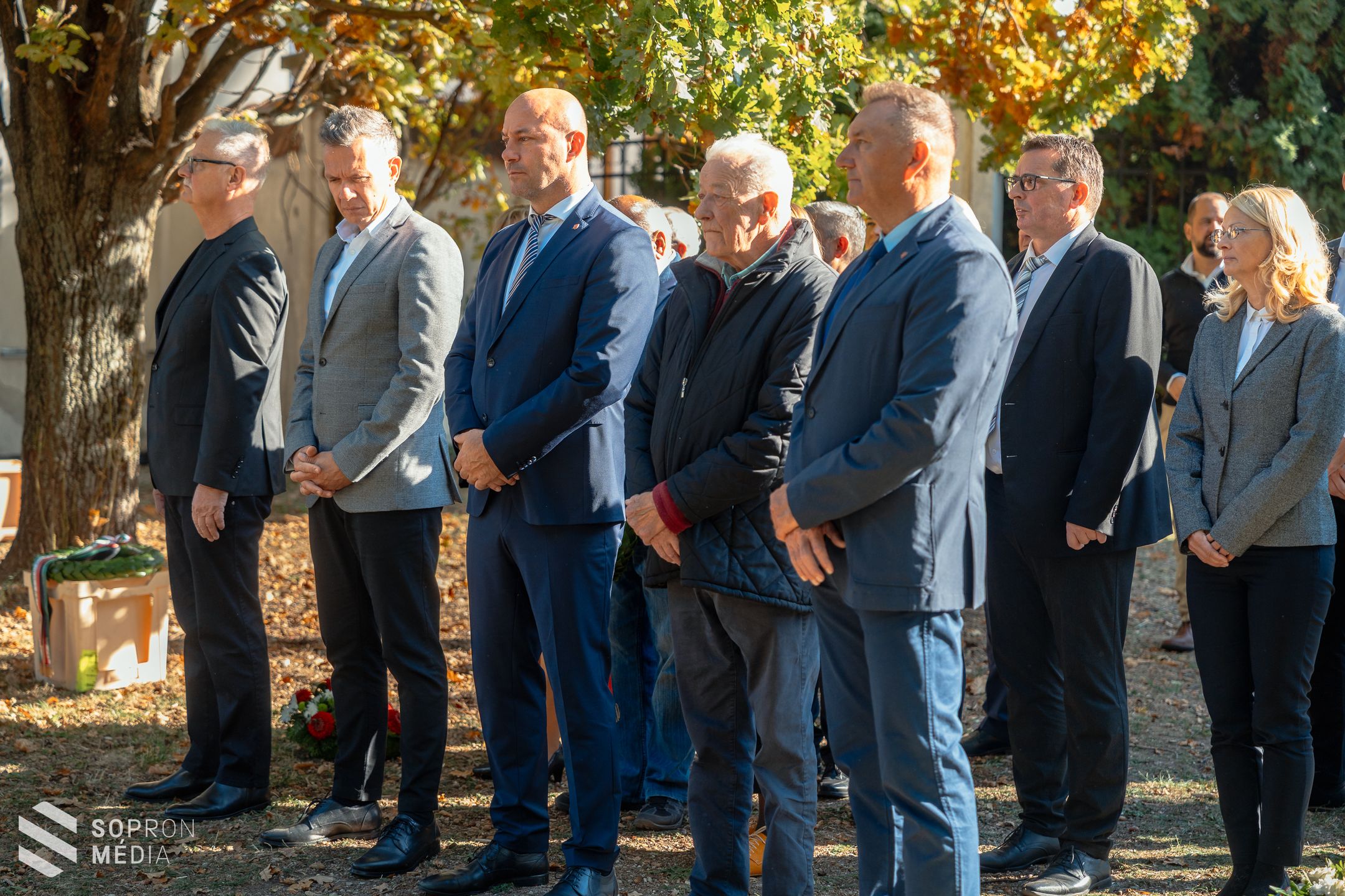 Sopronban is fejet hajtottak az aradi vértanúk emléke előtt