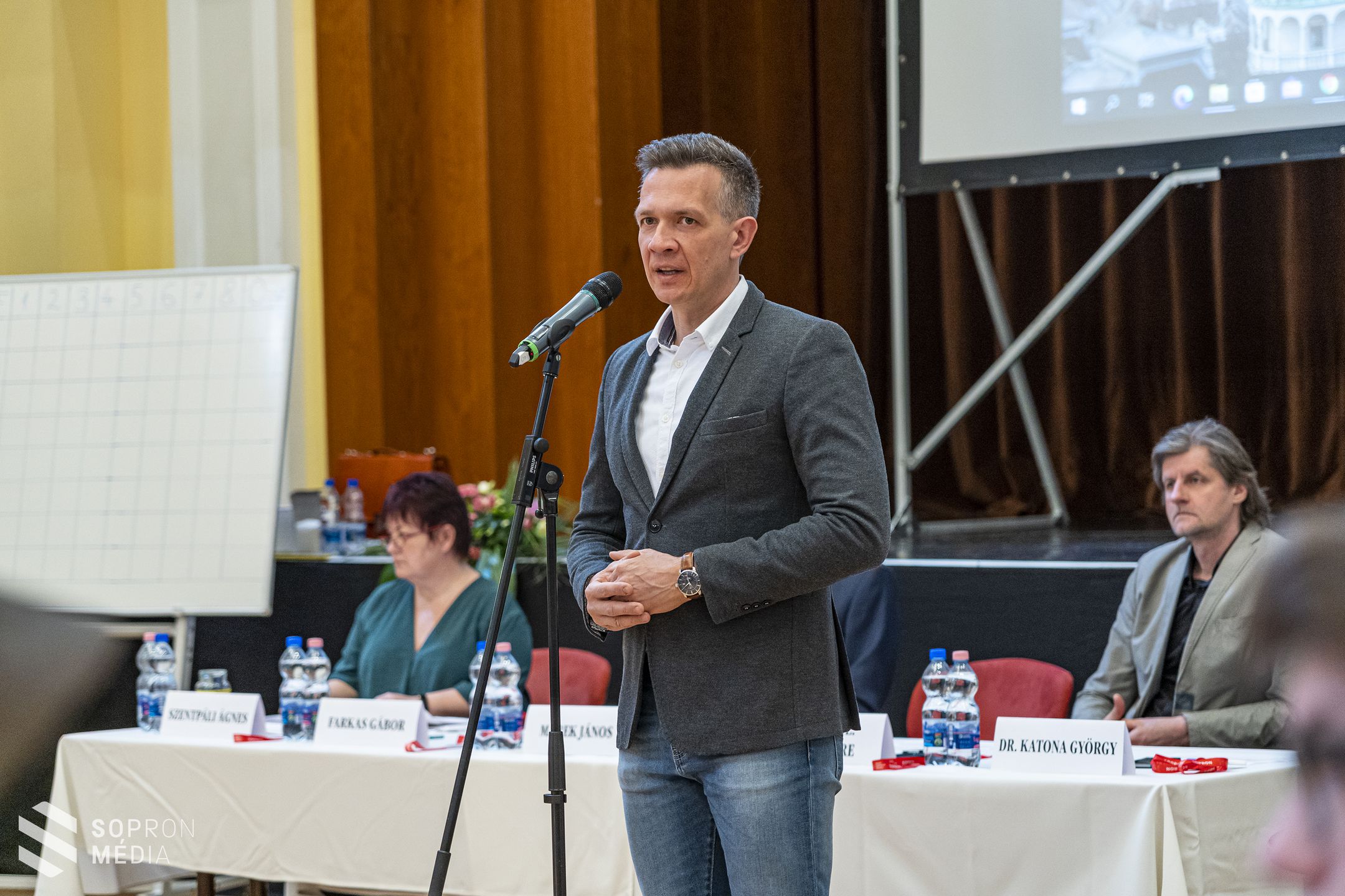 Országos történelmi vetélkedőt tartottak a soproni népszavazás 100. évfordulója alkalmából
