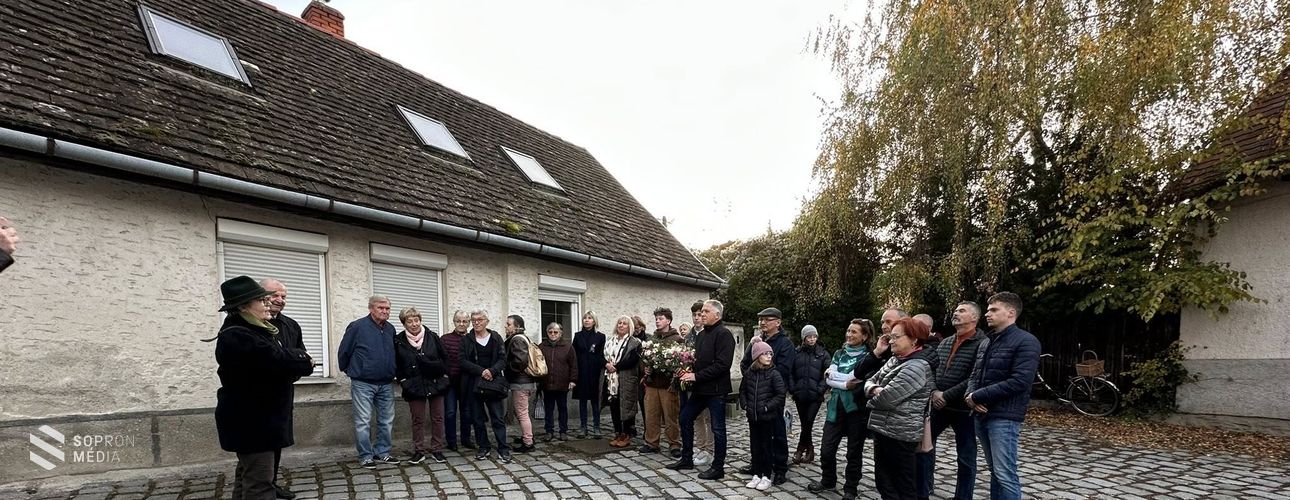 Őszi bakancsos túra és gyertyagyújtás Szent Wolfgang napján
