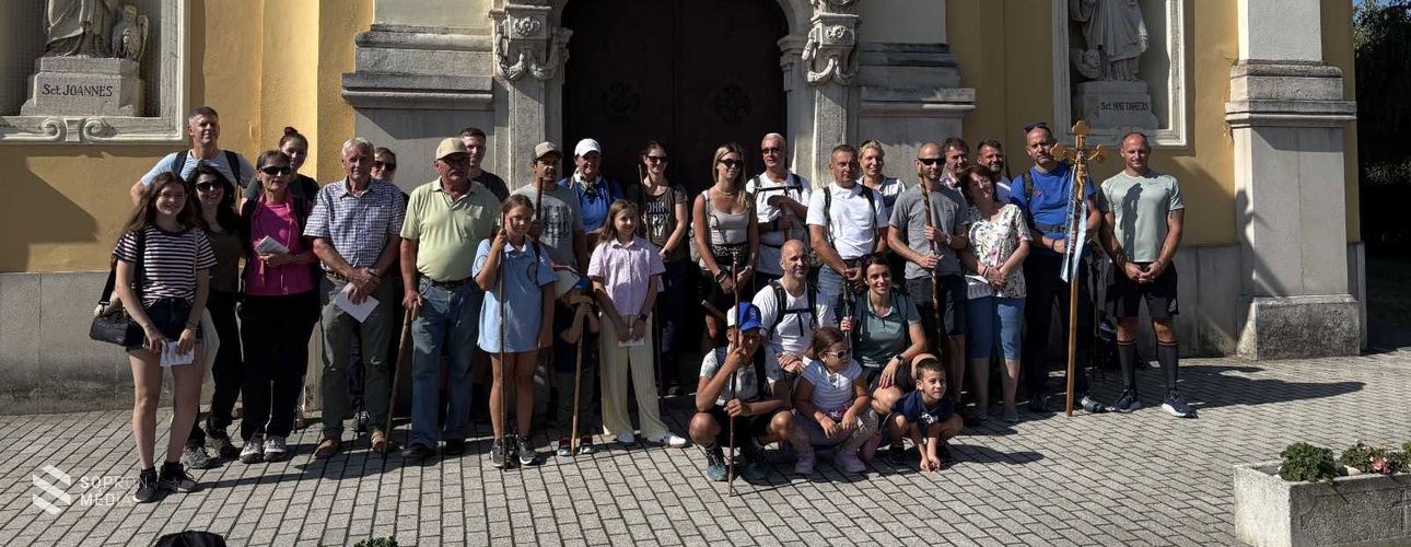 A Kópházi Szent Kristóf Zarándok Egyesület szervezésében indultak  Mariazellbe tartó zarándokútjukra a kópházi zarándokok